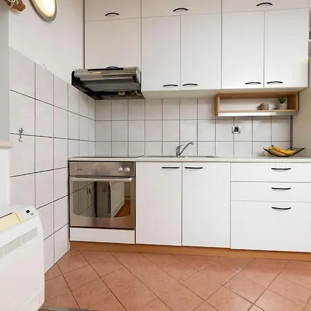 Appartement Olive With Wonderful Sea View - 500 M From Punat