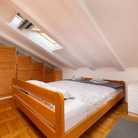 Olive With Wonderful Sea View - 500 M From Apartment Punat